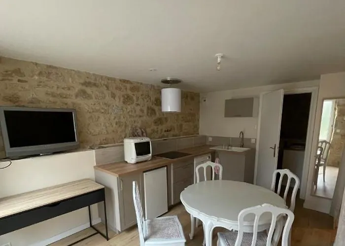 Centre 4 Personnes Апартаменты Vayrac